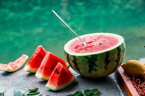 孩子吃瓜伤脾胃,家长需警惕